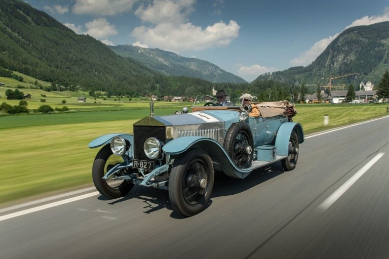 Rolls-Royce celebra o ano de 1910 relembrando modelo Silver Ghost